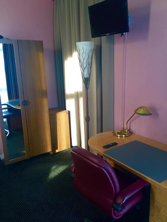 Hotel Stalingrad ブリュッセル エクステリア 写真